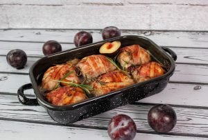 Rolady wieprzowe z mięsem mielonym i śliwką