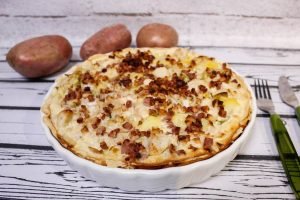 Tarta z kurczakiem i boczkiem
