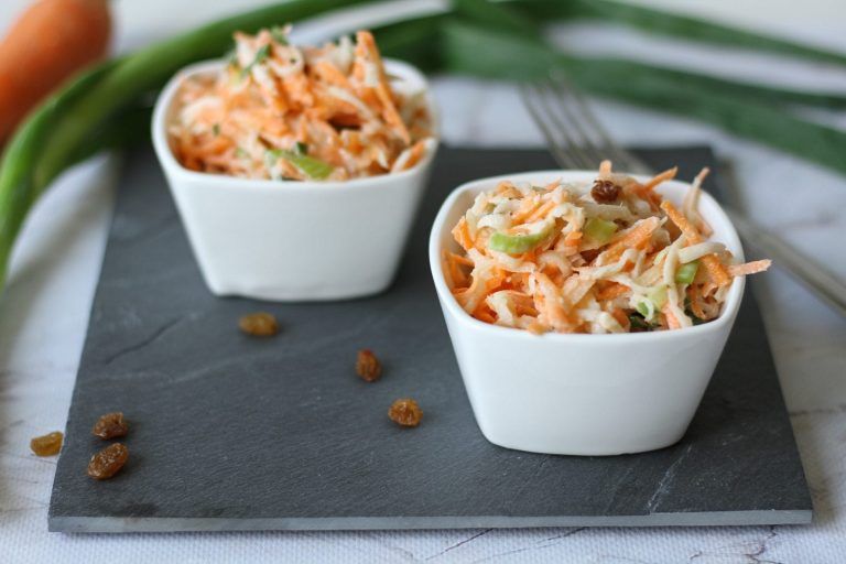 Surówka z marchewki i kalarepy