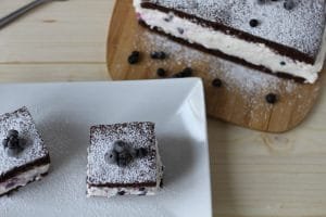 Ciasto czekoladowe z masą jogurtową