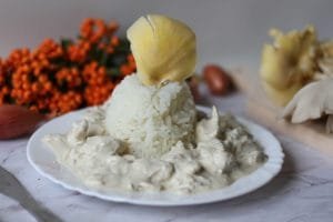 Kurczak w sosie estragonowo-musztardowym