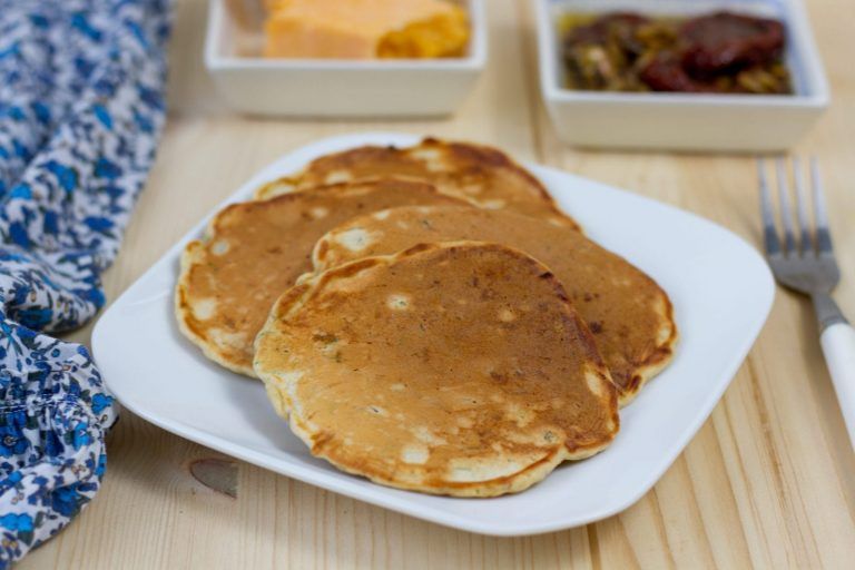 Wytrawne placki z suszonymi pomidorami