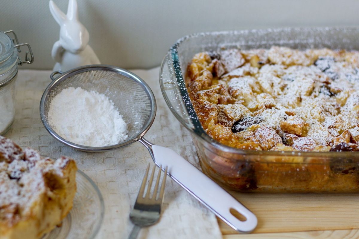 Pudding czekoladowy z czerstwego pieczywa ⋆ MeCooks Blog