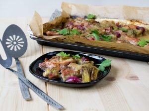 Pieczone mięso wieprzowe z rabarbarem