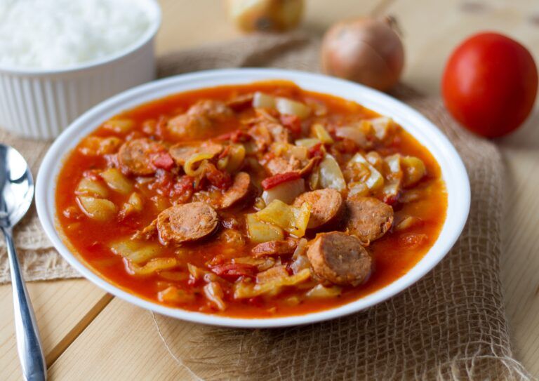 Leczo z papryką i pomidorami