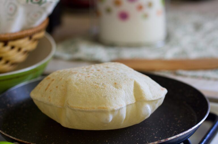 Pszenny chlebek pita