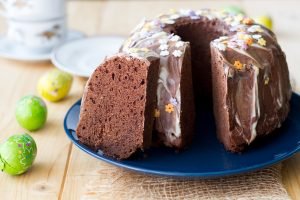 Babka czekoladowa z czekoladą i kakao