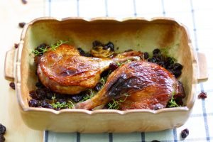 Pieczone udka z kaczki z żurawiną
