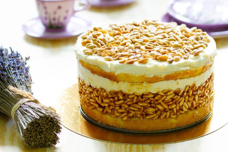 Ciasto biały lion z ryżem preparowanym