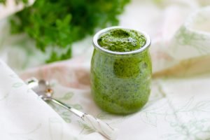Zielony sos salsa verde