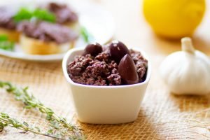 Tapenada czyli pasta z oliwek