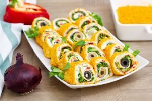 Roladki z tortilli w posypce z nachos przepis