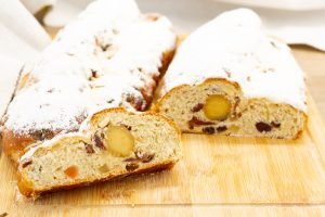 Przepis na Stollen czyli świąteczny chleb niemiecki