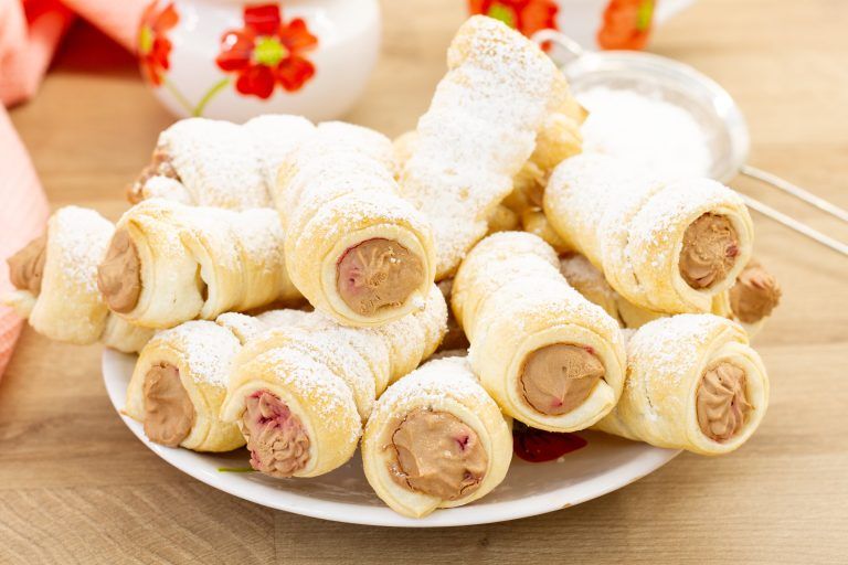 Przepis na rurki z ciasta francuskiego