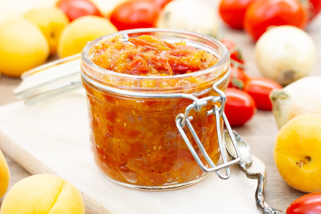 Przepis na chutney z pomidorów i moreli